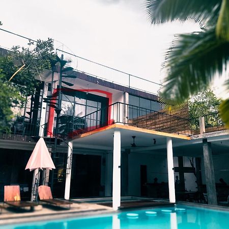Voda Hotel อูนาวาตูนา ภายนอก รูปภาพ